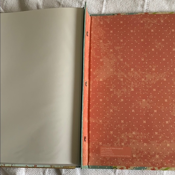 NWOT Scrapbook Album - Picture 4 of 7